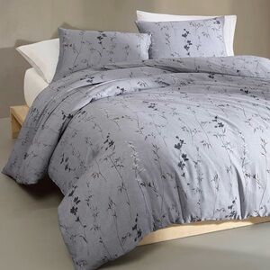 CALVIN KLEIN Full/Queen Wildflower Dusk Duvet Cover with 2 Shams